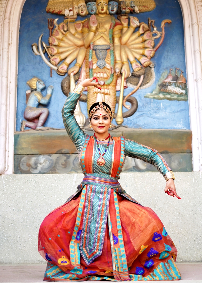 Classical Dance Photography | Bharatanatyam poses, Dance photography,  Indian classical dancer